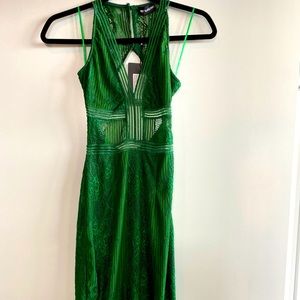 PrettyLittleThing Emerald Green Holiday Midi Dress